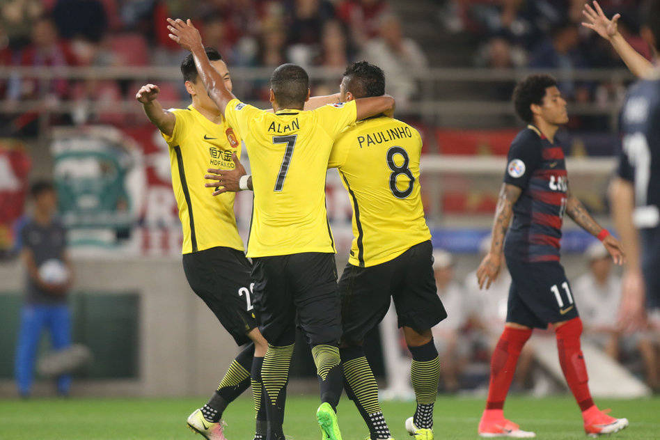 今晨体能课后,波尔图防线松动备战亚冠,话题不断,赛季目标并未改变 今晨体能课后,波尔图防线松动备战亚冠,话题不断,赛季目标并未改变