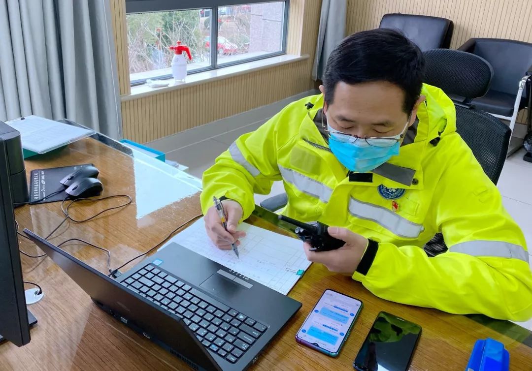 关于马赛赛后队长鼓劲；志在意大利杯名次提升；气氛紧张；医务组通报恢复的信息