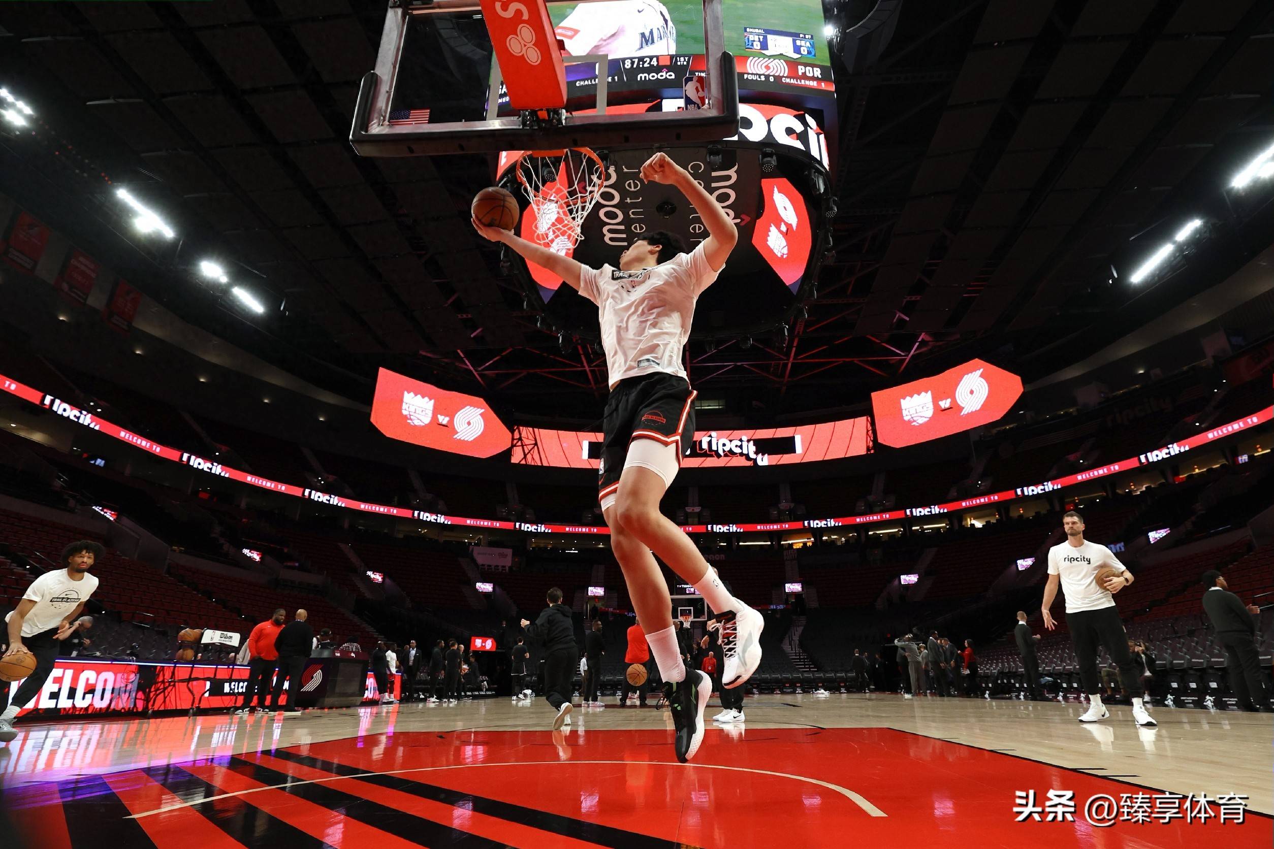 今晚波特兰开拓者刷新队史纪录：全明星赛节点到来，球迷炸锅，球探报告显示潜力的简单介绍