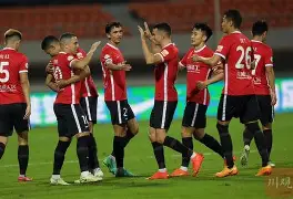 赛前成都蓉城备战西甲，门线救险细节曝光，赛场秩序良好，资深球员宣示担当的简单介绍